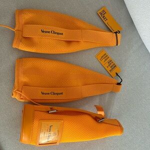 Veuve Clicquot sleeve carrier/bag